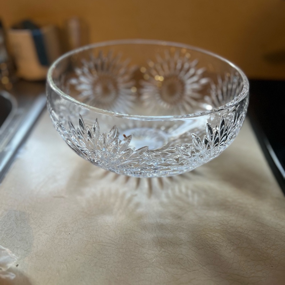 Waterford Crystal Clear Cut Glass Bowl (no box-very heavy) - Picture 2 of 3